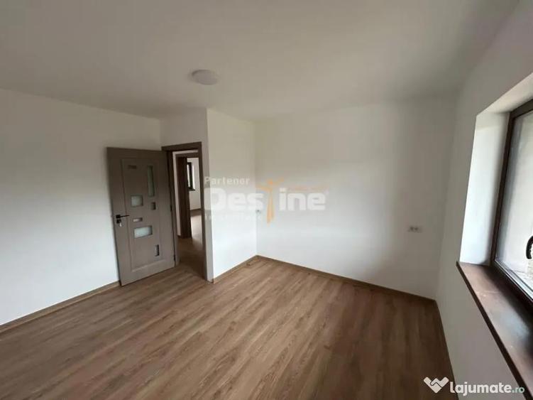 Casă cu 3 camere cu Teren 805 Mp în Dumbrava