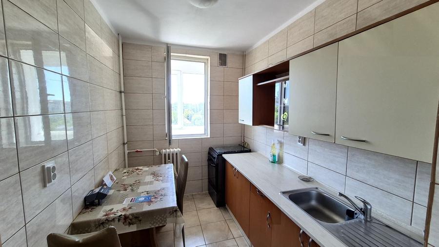 Apartament cu 2 camere semidecomandat, mobilat în Berceni