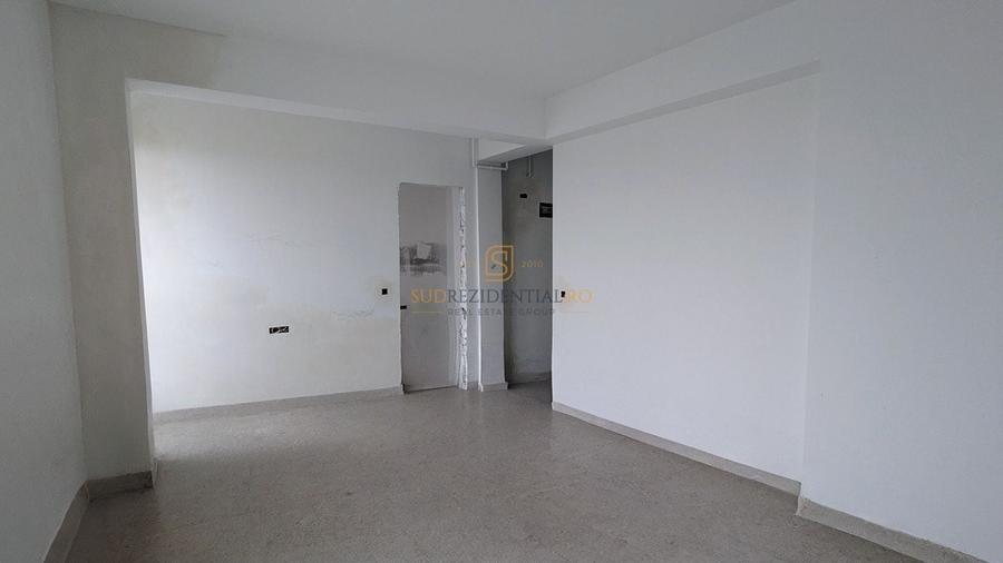 Apartament cu 2 camere decomandat în Metalurgiei