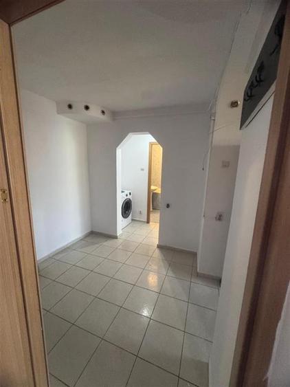 Apartament cu 2 camere decomandat în Dacia