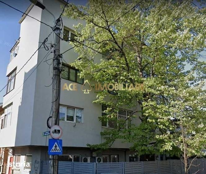 Apartament cu 3 camere în Centrul Civic