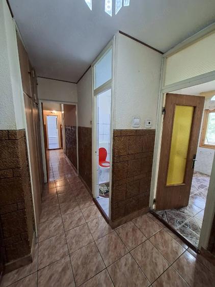 Apartament cu 3 camere decomandat în C5