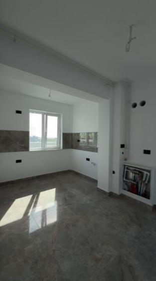 Apartament cu 2 camere decomandat în Sud-Est