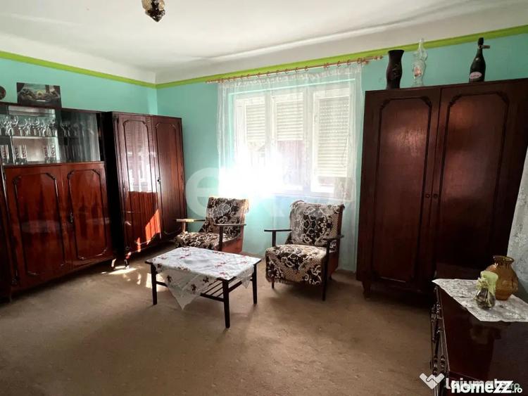 Casă cu 3 camere cu Canalizare în Sânpaul