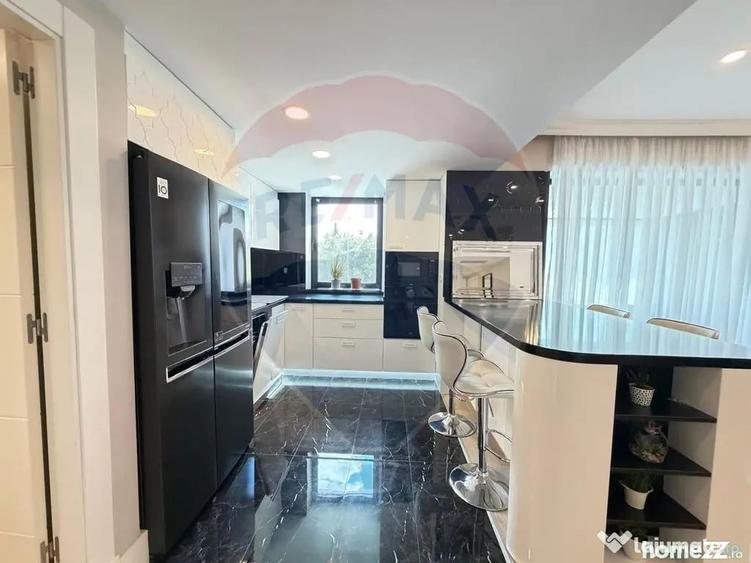 Apartament cu 4 camere decomandat în Iancu Nicolae
