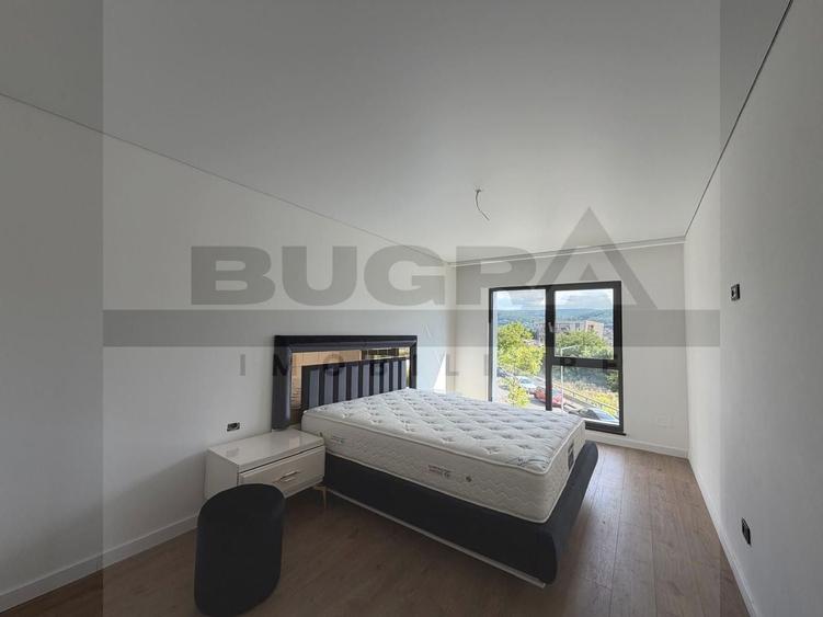 Apartament cu 4 camere semidecomandat, mobilat în Zorilor