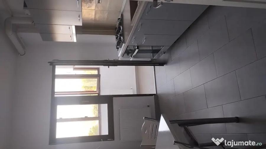 Apartament cu 2 camere decomandat în Valea Adâncă