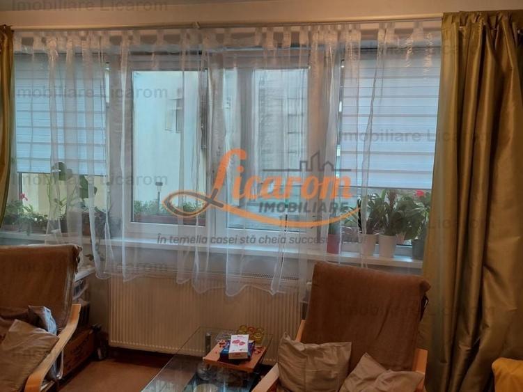 Apartament cu 2 camere decomandat, mobilat în Brașovul Vechi
