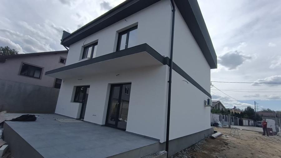 Casă individuală cu 4 camere cu Teren 450 Mp în Exterior Sud