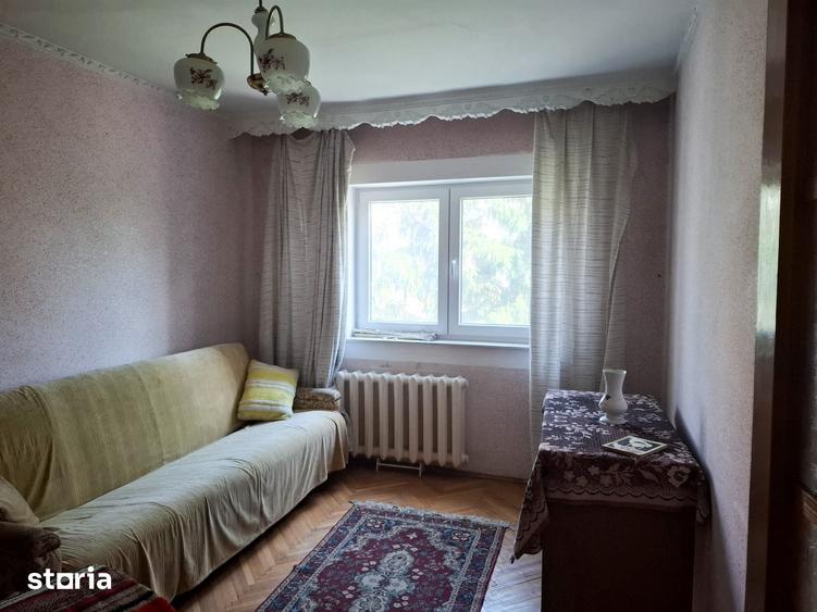 Apartament cu 3 camere decomandat în Nord