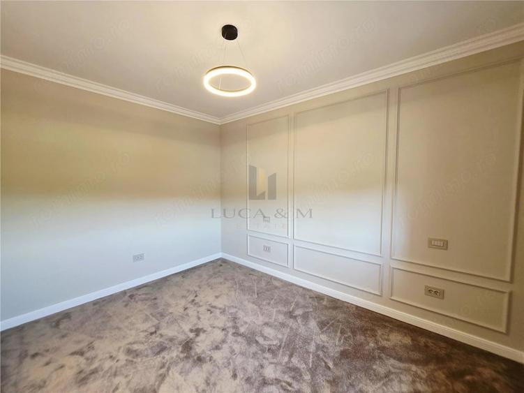 Casă cu Teren 300 Mp în Ghiroda
