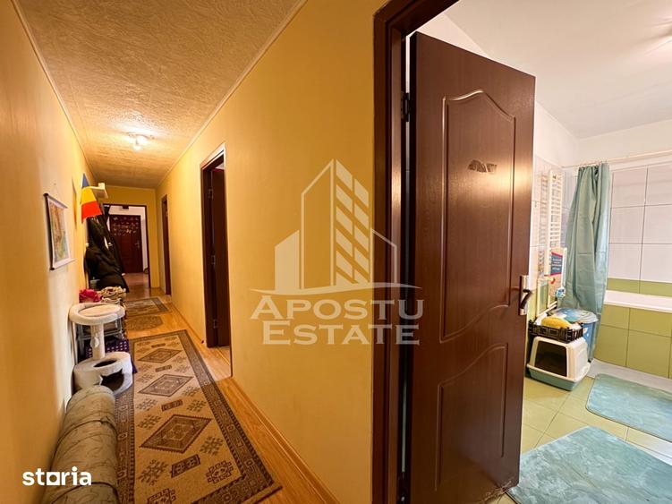 Apartament cu 3 camere decomandat în Iosefin