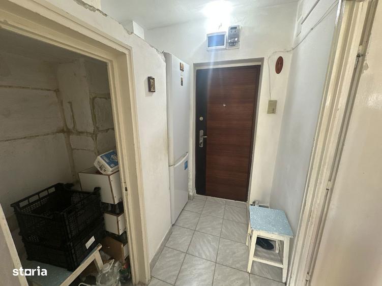 Apartament cu 2 camere semidecomandat, mobilat în Gara de Nord