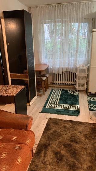 Apartament cu 2 camere nedecomandat în Central