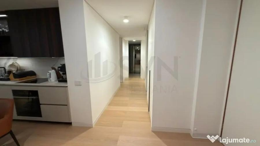 Apartament cu 4 camere semidecomandat în Dorobanți