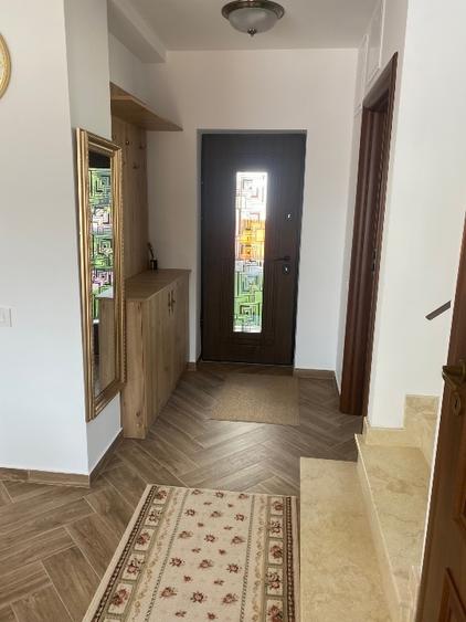 Duplex cu 6 camere cu Canalizare în Afumați
