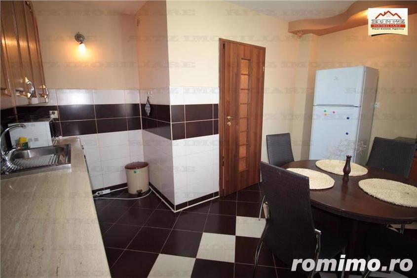 Apartament cu 3 camere semidecomandat în Ultracentral