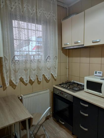 Apartament cu 2 camere decomandat în Ozana