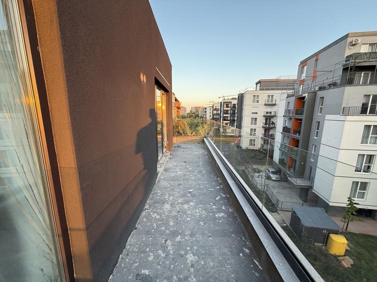 Apartament cu 2 camere decomandat în Theodor Pallady