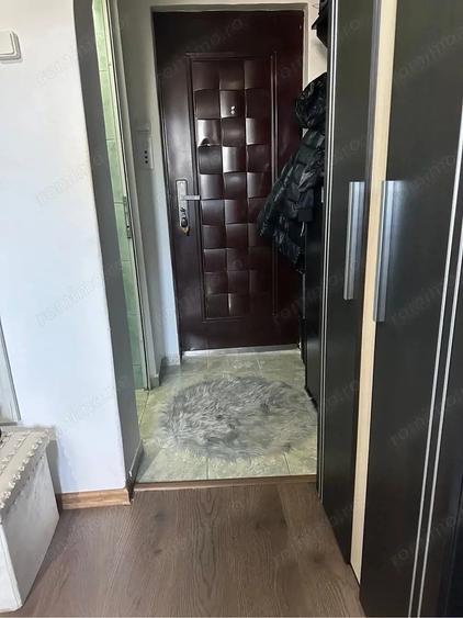 Garsonieră semidecomandată în Micro 40