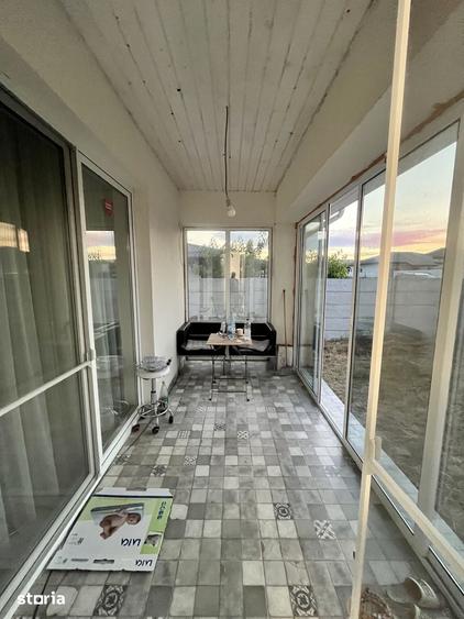 Casă cu 4 camere cu Teren 450 Mp în Tunari
