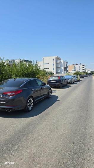 Teren de 700 mp, în Nord