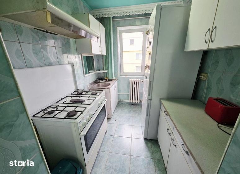 Apartament cu 3 camere în Alexandru cel Bun
