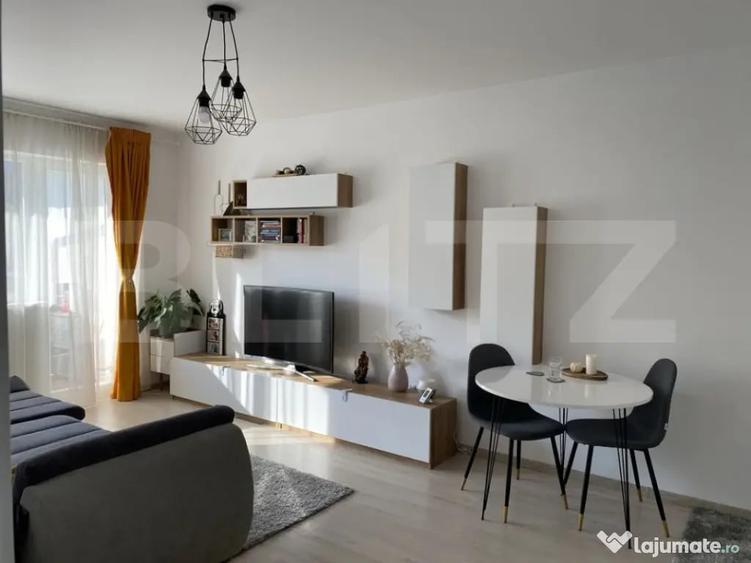 Apartament cu 2 camere decomandat în Sânpetru