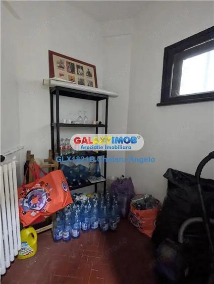 Apartament cu 4 camere decomandat în Armeneasca