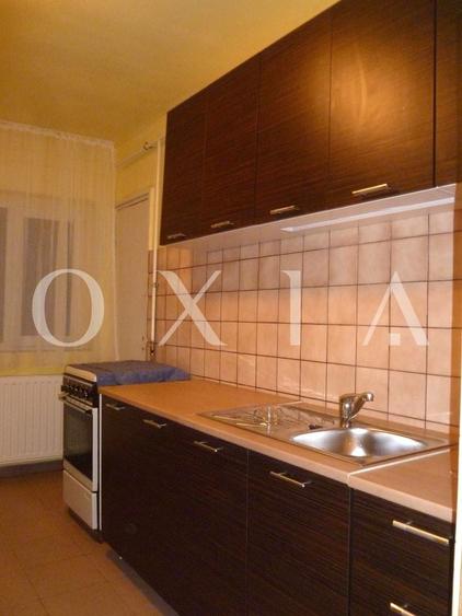 Apartament cu 2 camere decomandat, mobilat în Lipovei
