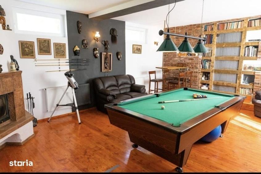 Casă cu 4 camere cu Teren 1300 Mp în Corunca