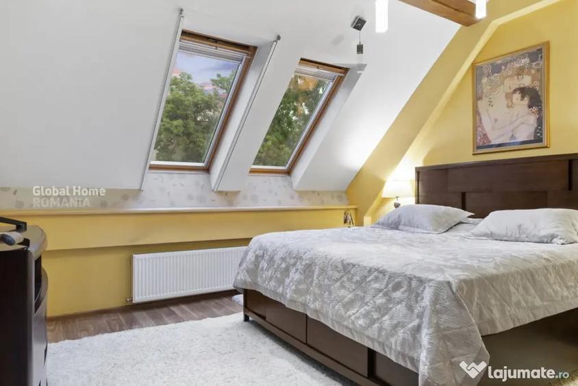 Casă cu 8 camere cu Teren 261 Mp în Vatra Luminoasă