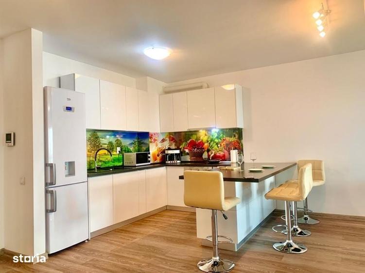 Apartament cu 3 camere semidecomandat în Ciupercenii Noi