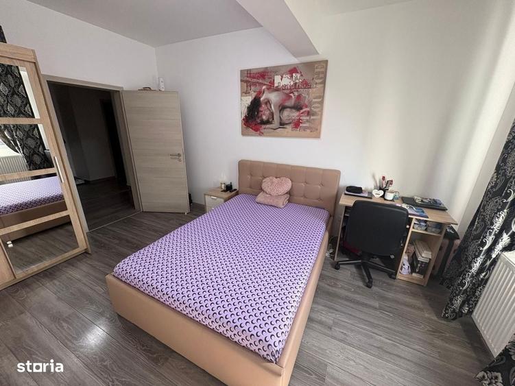 Apartament cu 3 camere în Berceni