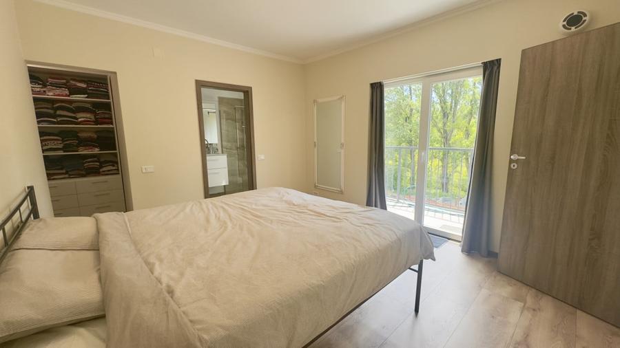 Duplex cu 4 camere cu Canalizare în Dâmbul Rotund