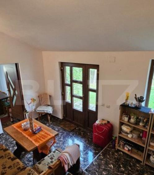 Casa deosebita, 3000 mp teren, 6 camere zona linistita - Bar - 4