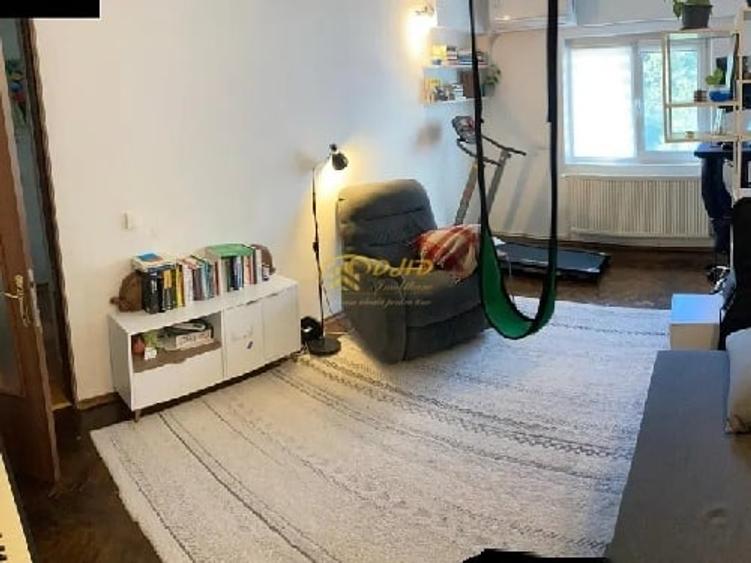 Apartament 3 camere decomandate, zona Pacurari - Petru Ponii - 4