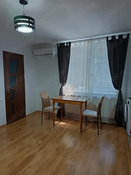 Vand Garsoniera