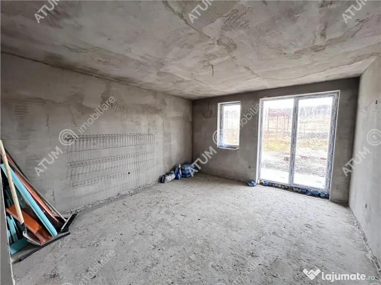 Casa Duplex cu 5 camere si teren de 255 mp situata in Cisnad - 9