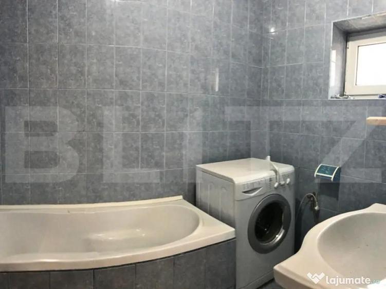 Casa de vanzare, 354 mp, zona Titu - 18