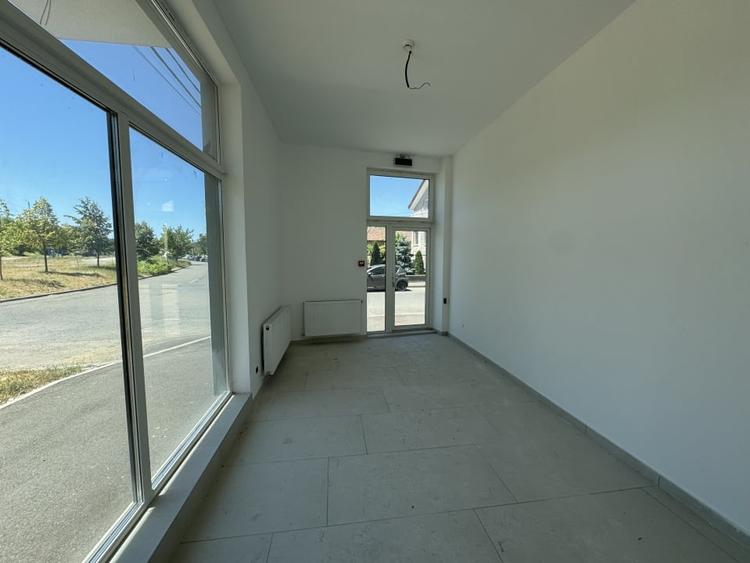 Spatiu comercial, 112 mp utili, vitrina, finisat, zona Podului IRA - 6