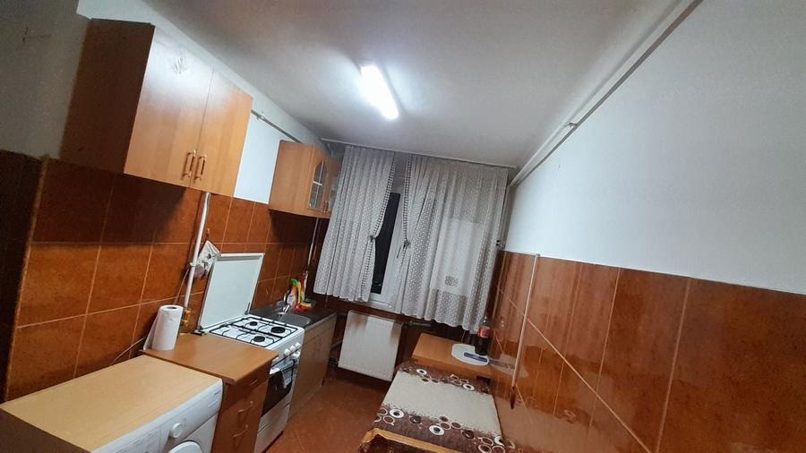 Ofer spre inchiriere apartament 2 camere central decomandat - 6