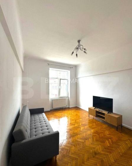 Decomandat, mobilat si utilat Parcul Carol