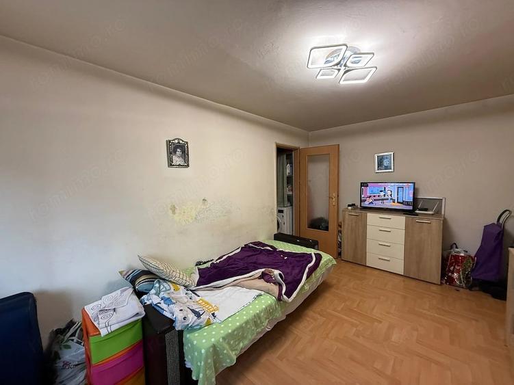 Apartament cu 2 camere semidecomandat în Mihai Eminescu