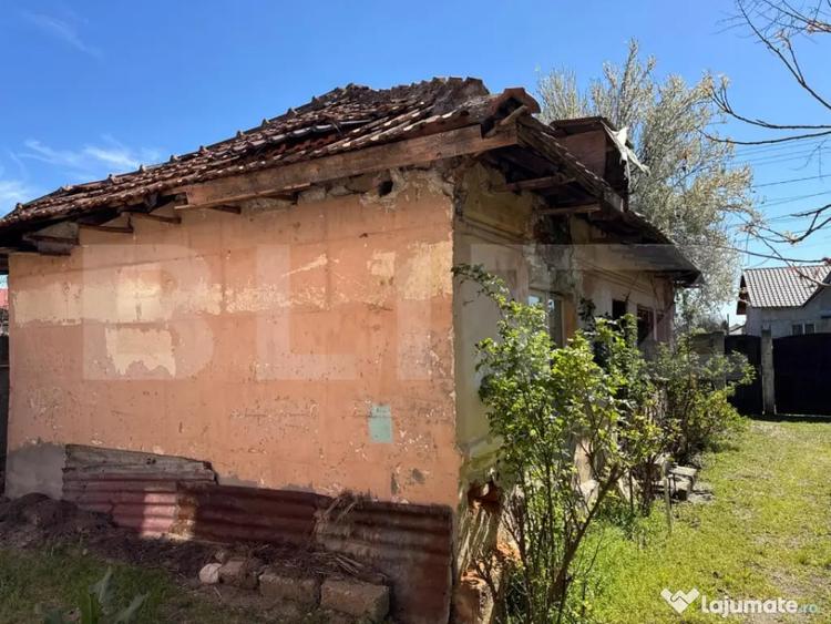Casă cu 4 camere cu Teren 1480 Mp în Brădești