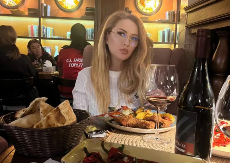 Apartament 2 camere etaj 1 Traian - 2