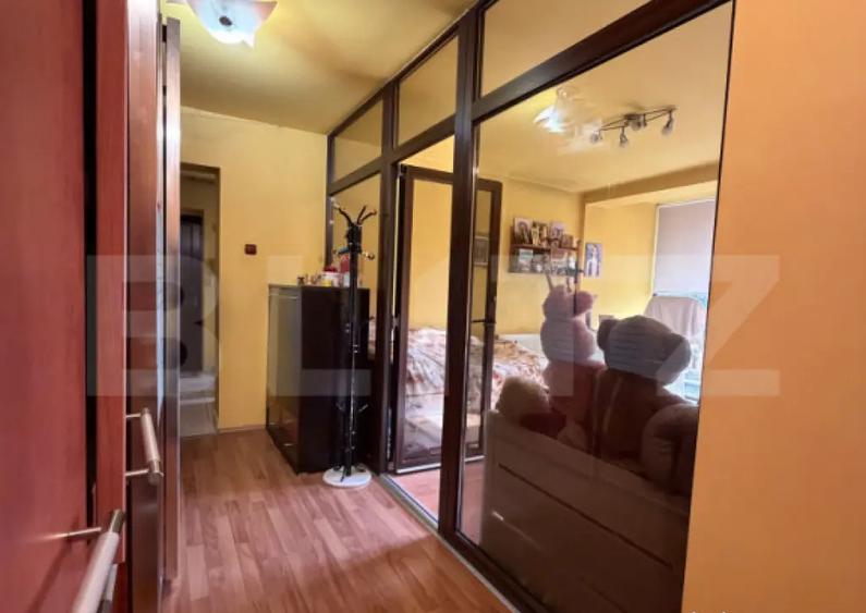 Apartament central, 3 camere, zona Plopilor - 8