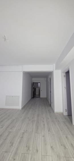 Apartament  cu balcon, demisol – construcție nouă-acces strada principala - 1