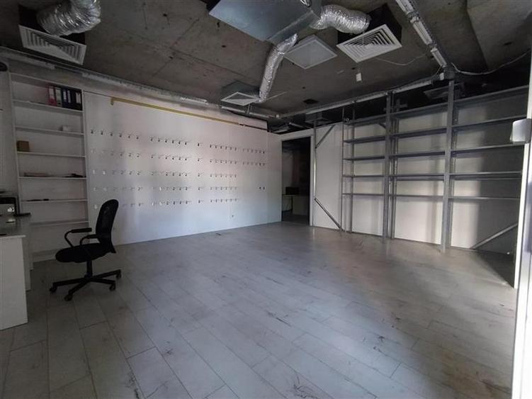 Vanzare spatiu comercial / birou  zona Eminescu - 1
