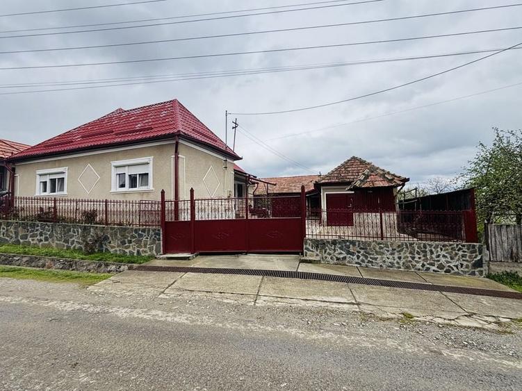 Casa de vanzare Cuzap sau schimb cu apartament Oradea - 7